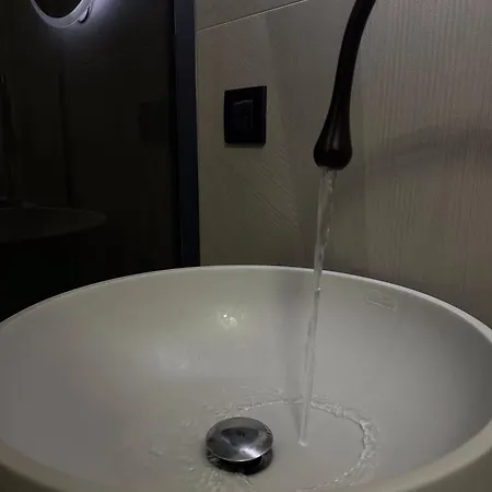 Alojamento de Acomodação e Pequeno-almoço Vesu Nápoles