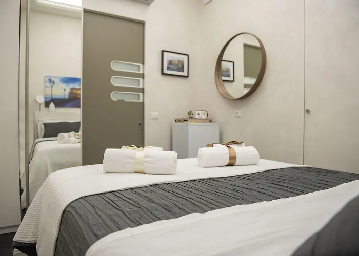 Vesu 2* Νάπολη